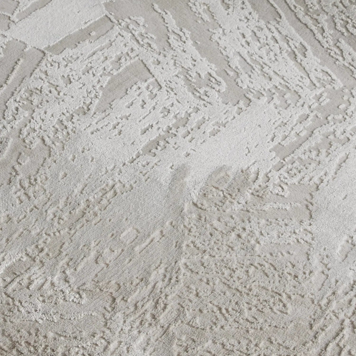 Allyn Cream Floor Rug EMPERA