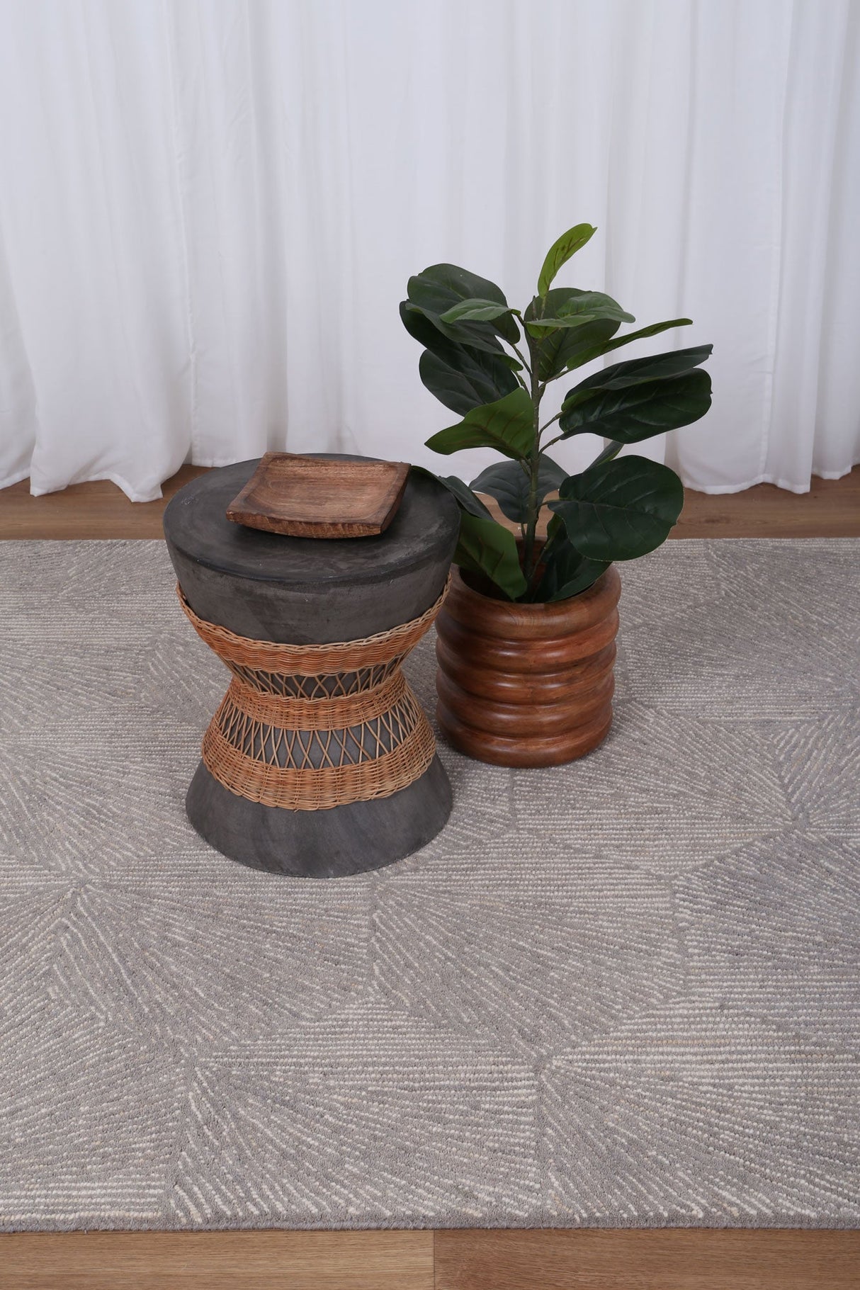 Posy Handtufted Wool Posy 10B