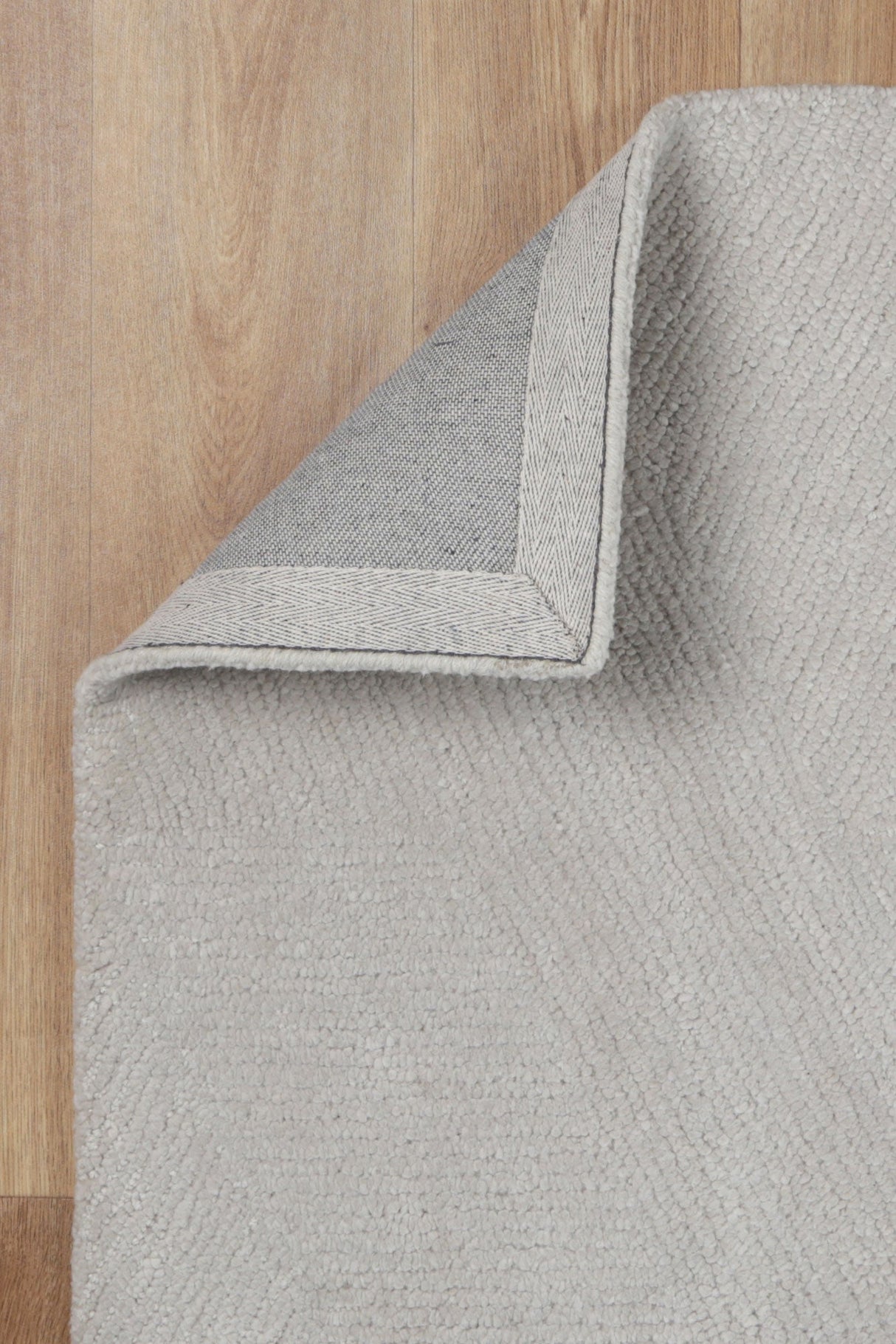 Loran Handtufted Wool Loran05 Platinum