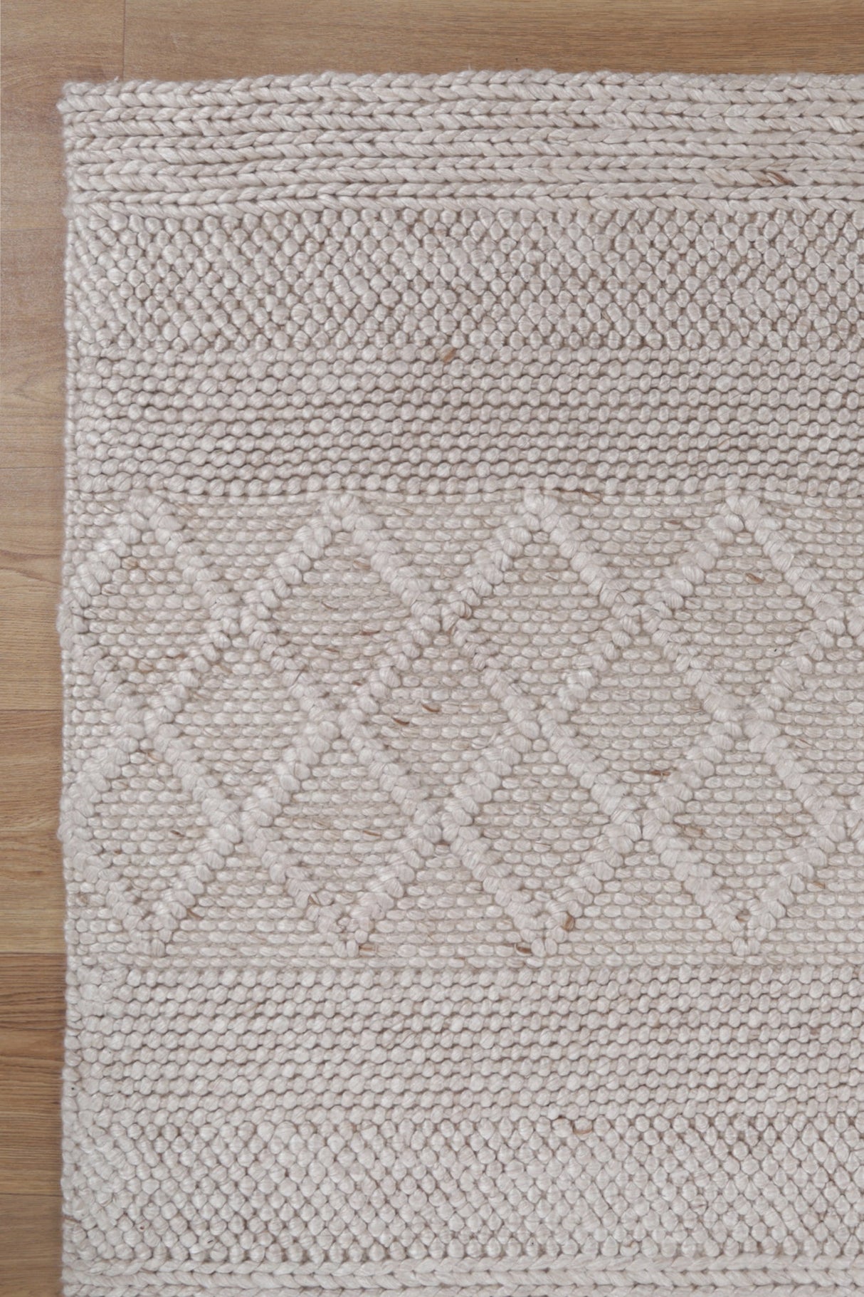 Bella Handwoven Wool Natural