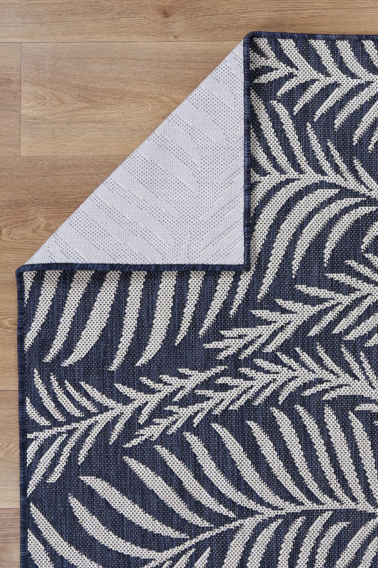 Elements  1213A Navy Cream