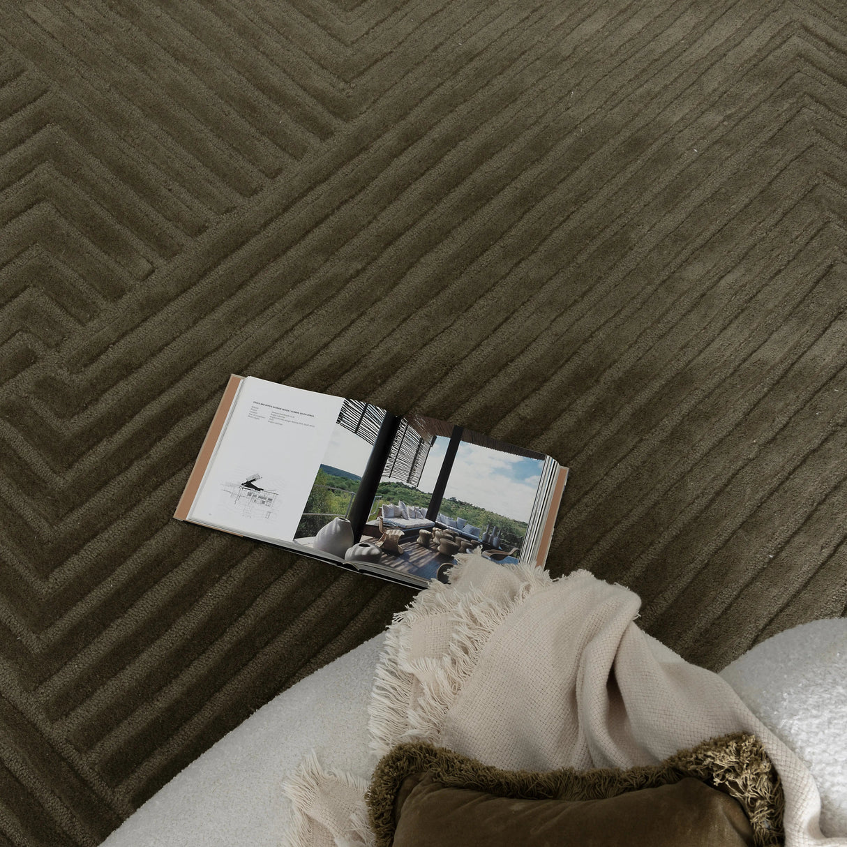 Azure Wool Floor Rug Green DREAMHOME