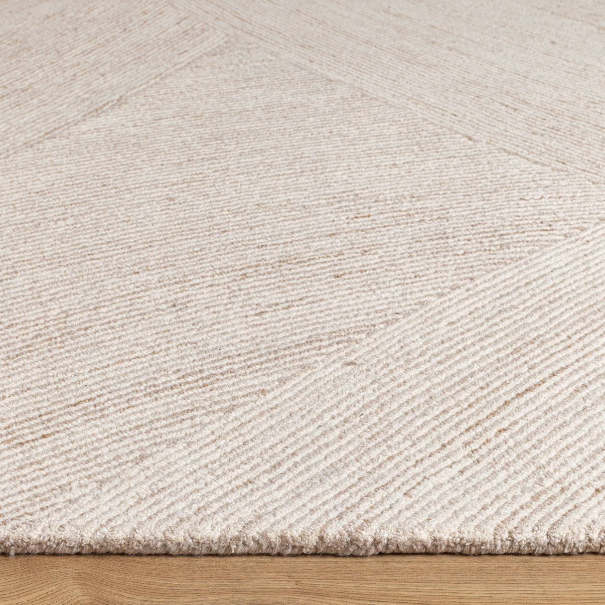 Diva Handtufted Wool Beige