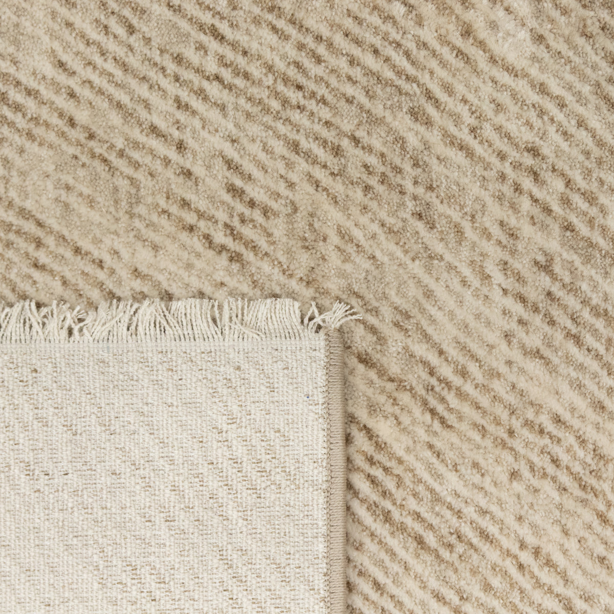 Flow Whisper Beige