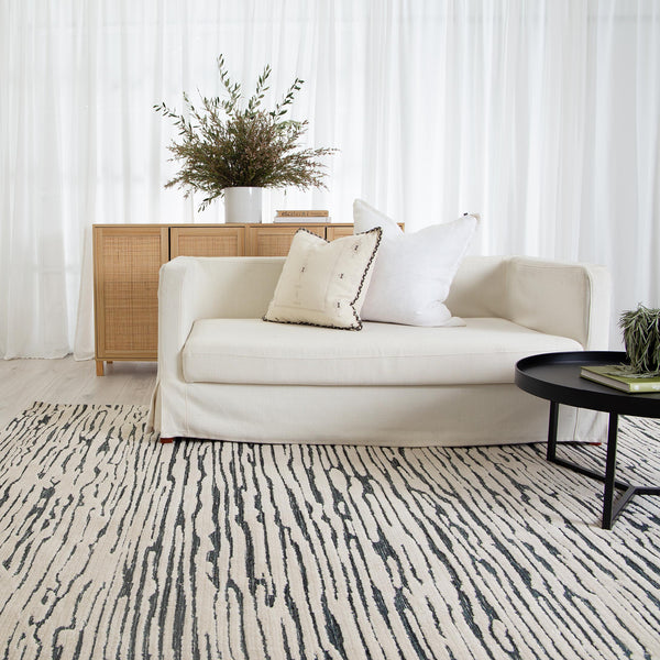 Kendra Dune Rug Ivory & Black