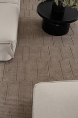 Lacey  01 Beige