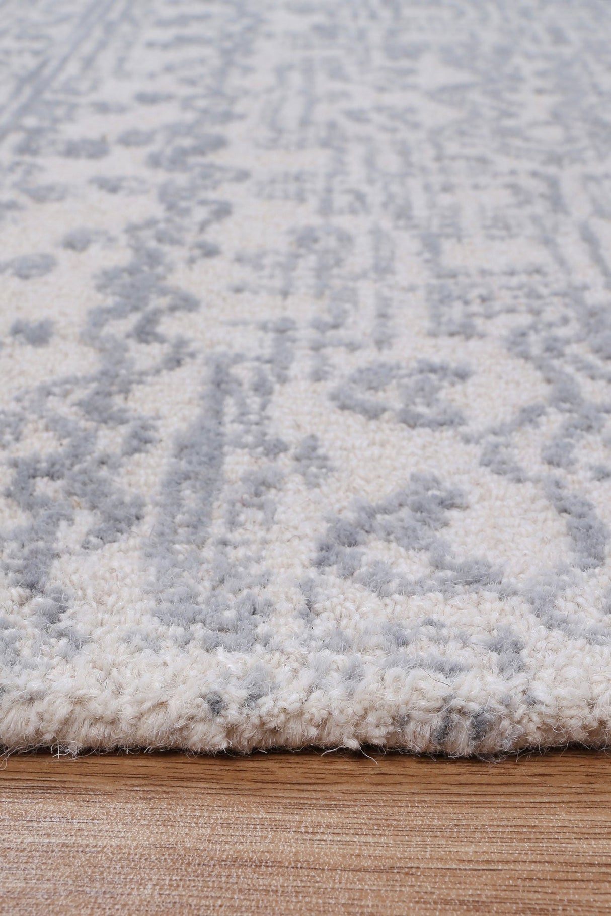 Posy Handtufted Wool Posy 02A