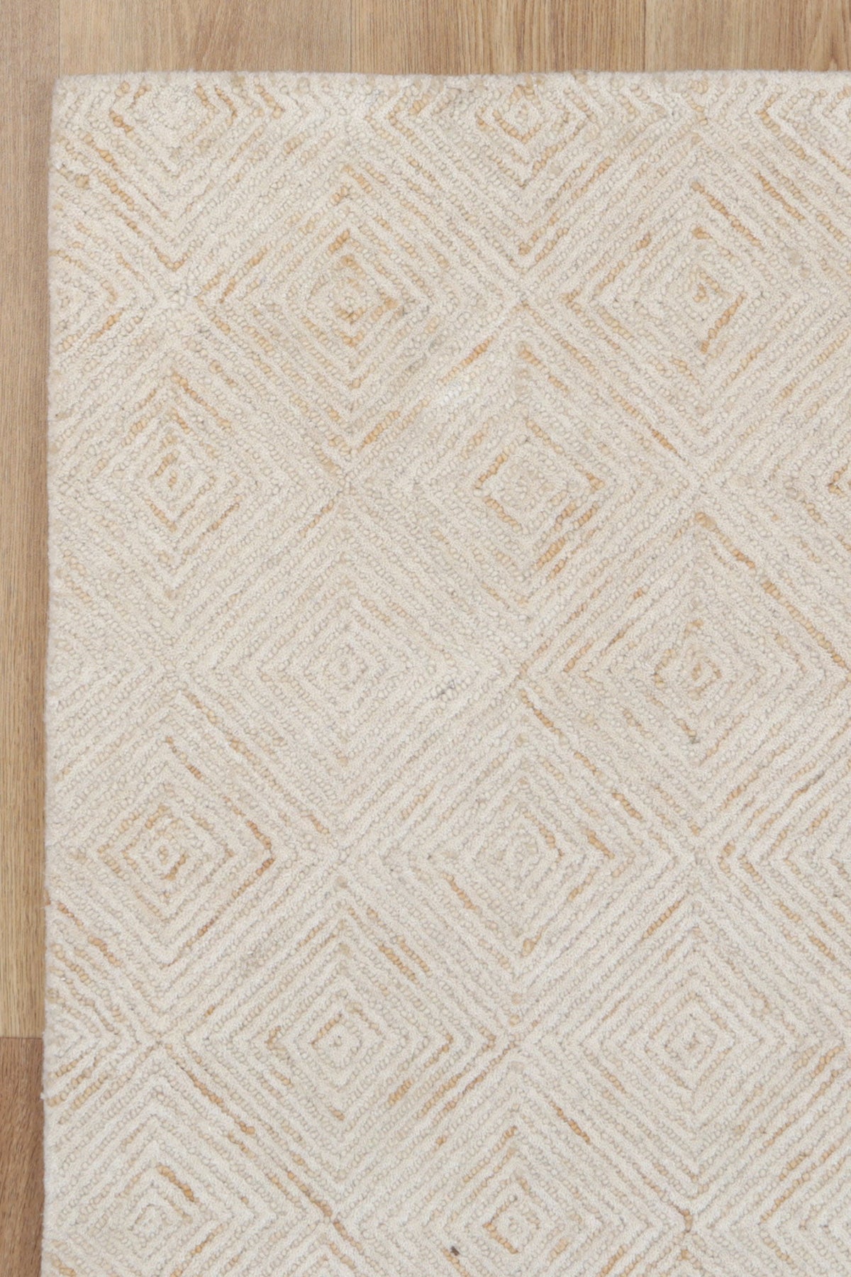 Posy Diamond 05B Beige Wool Rug