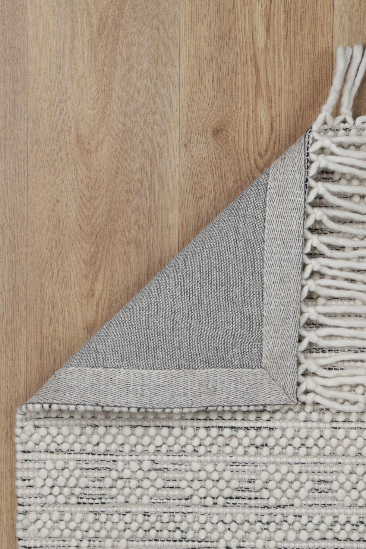 Perla Handwoven Wool Perl-07 Black/White (Dc)