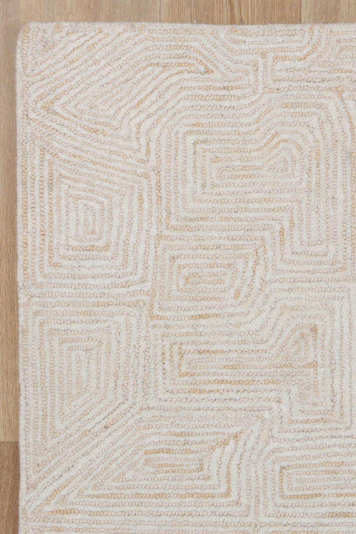 Posy Maze 07B Beige