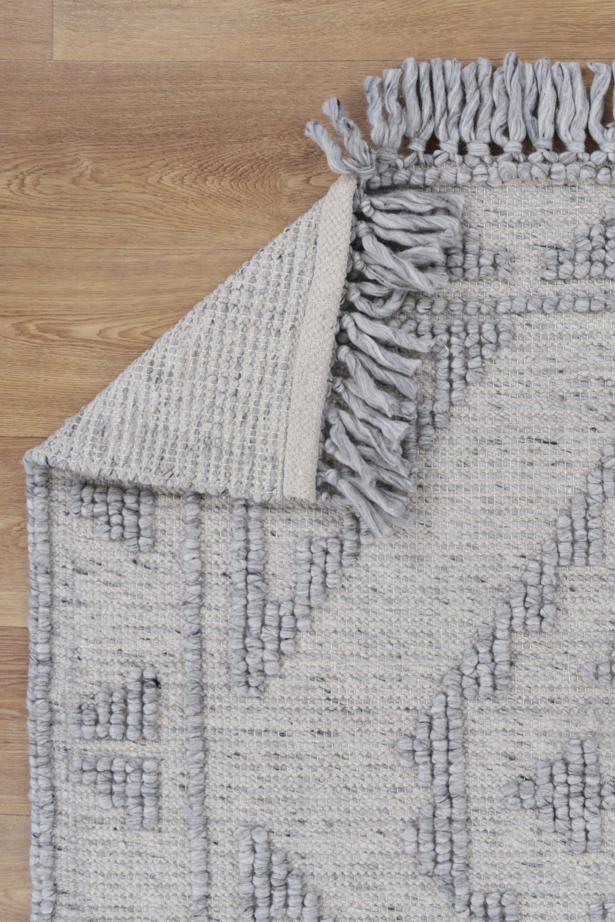 Diego-Ornamental-Light-Grey-Wool-Rug
