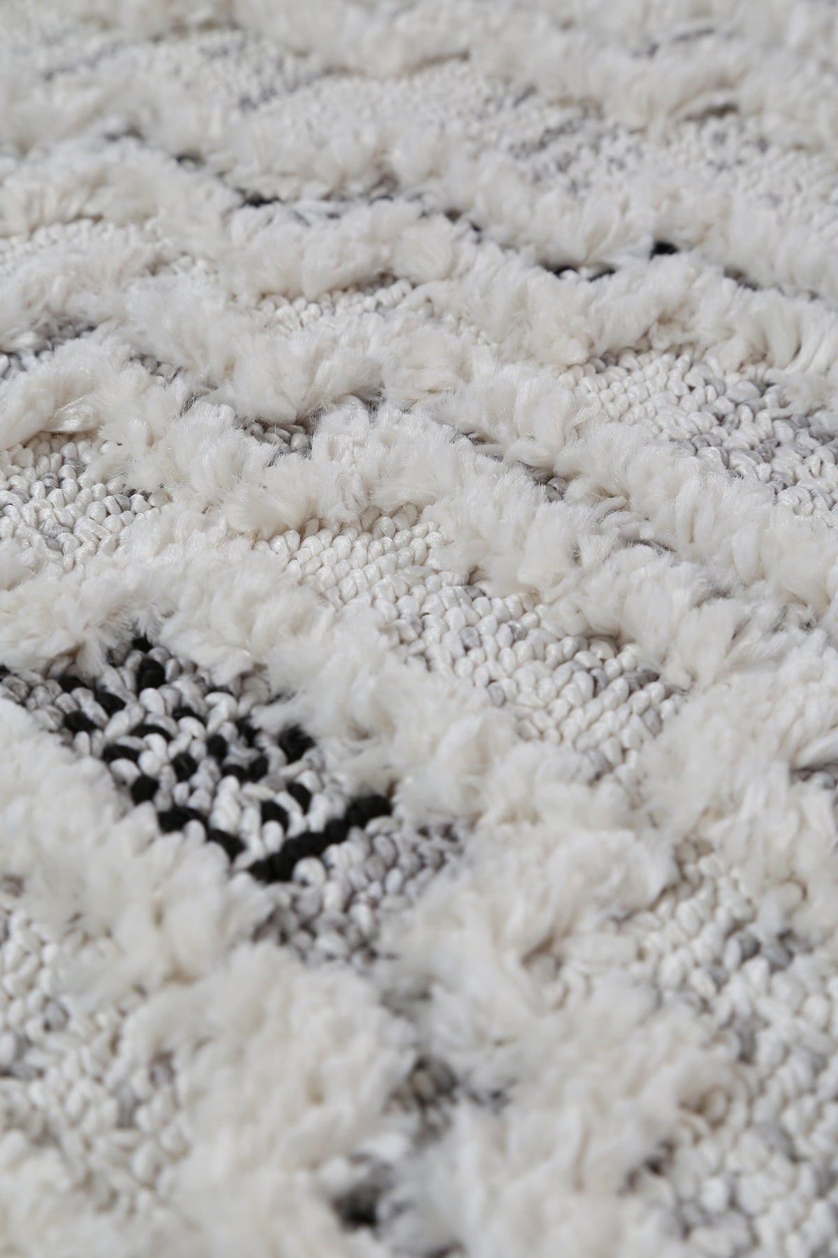 Bilbao Zanzia White Rug