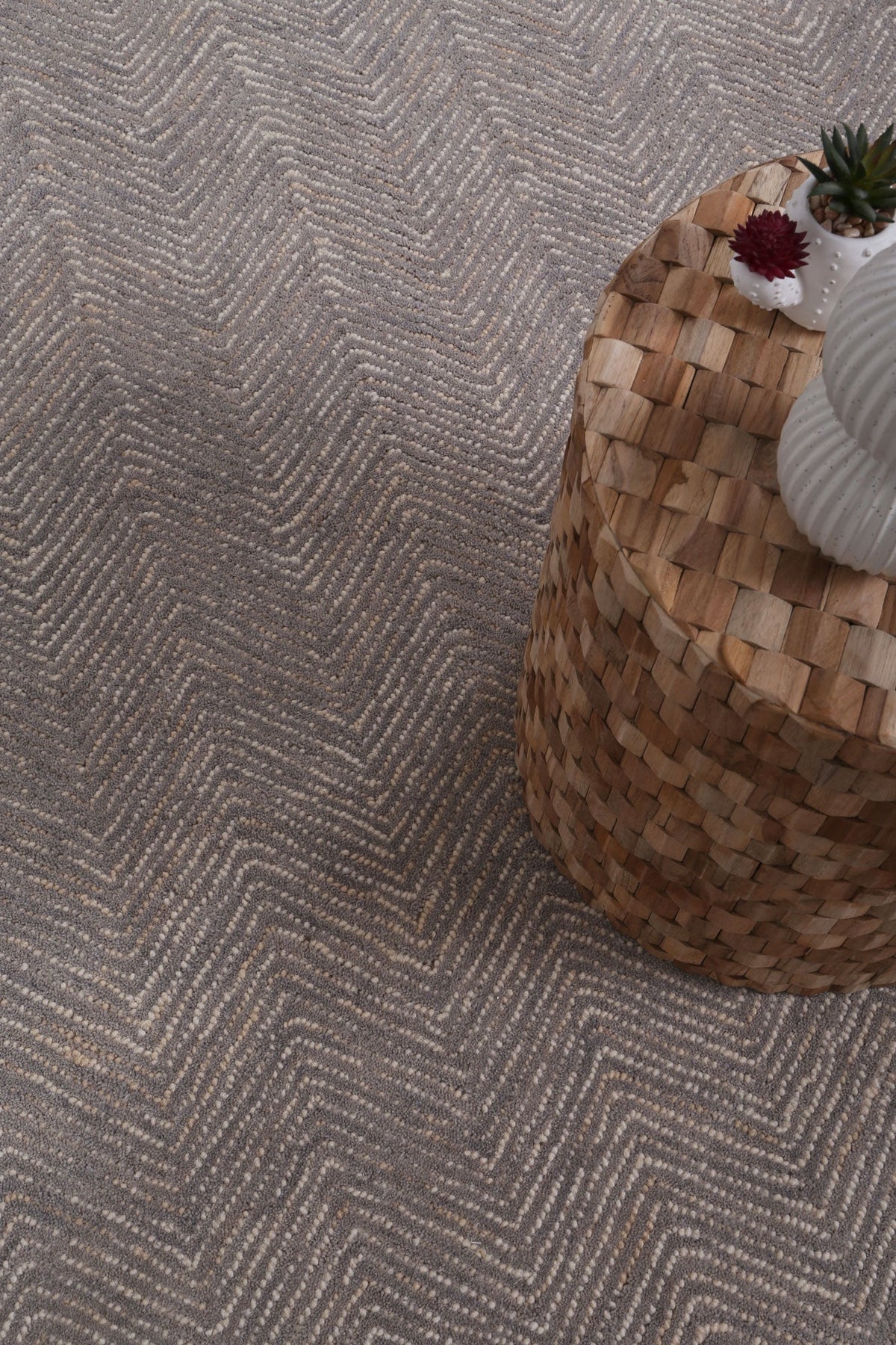 Posy Chevron 11B Ash Rug Wool Rug