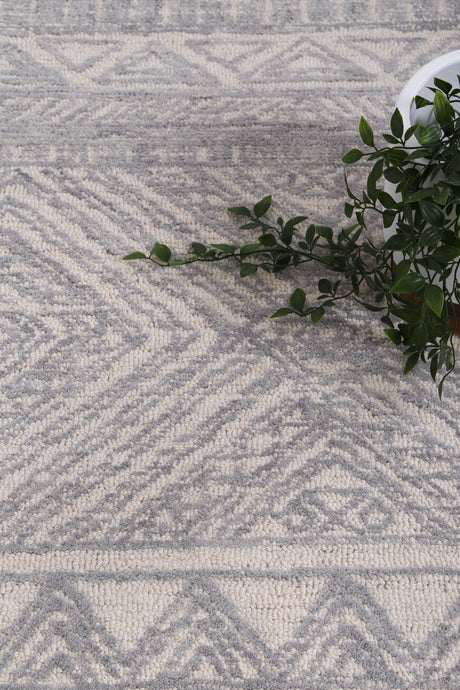 Posy Handtufted Wool Posy 04B