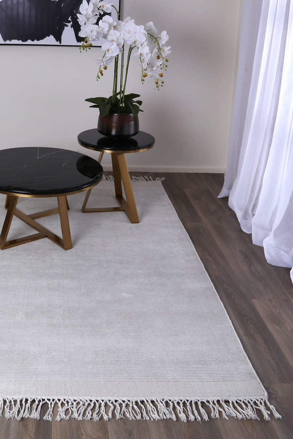 Byron Ivory Wool Rug