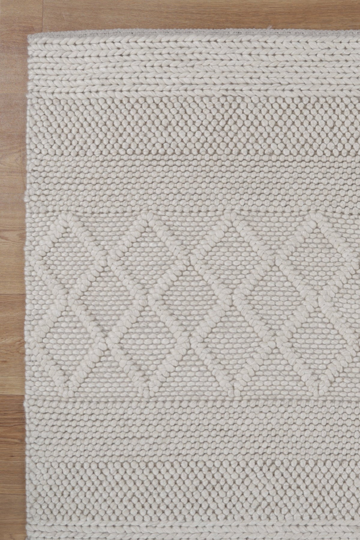 Bella Ivory Wool Rug