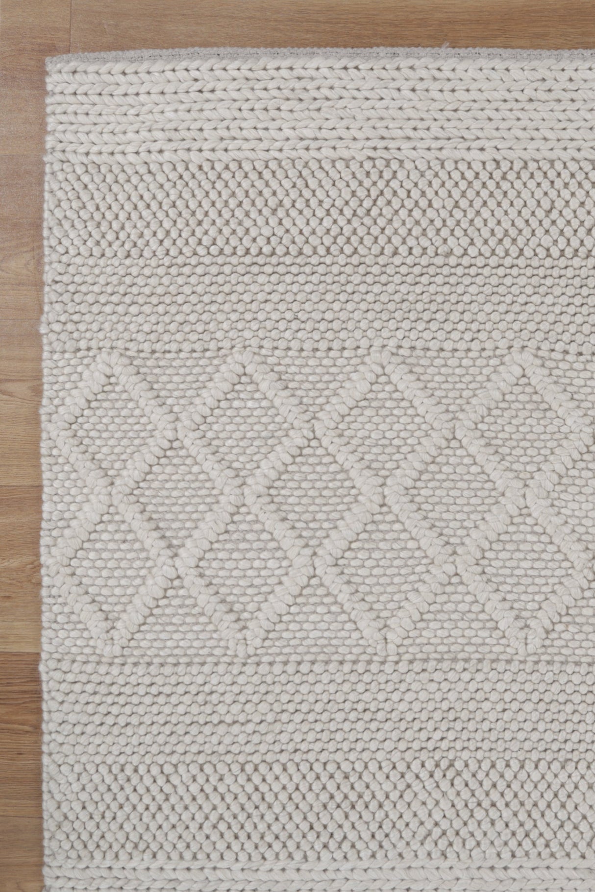 Bella Handwoven Wool Natural/ Ivory