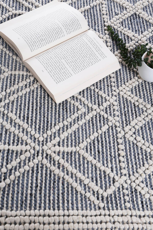 Perla Ivy Navy Rug